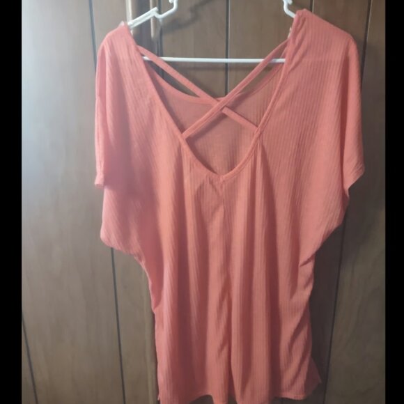 Women's Size 4-6 Time and Tru Shirt - Picture 2 of 2